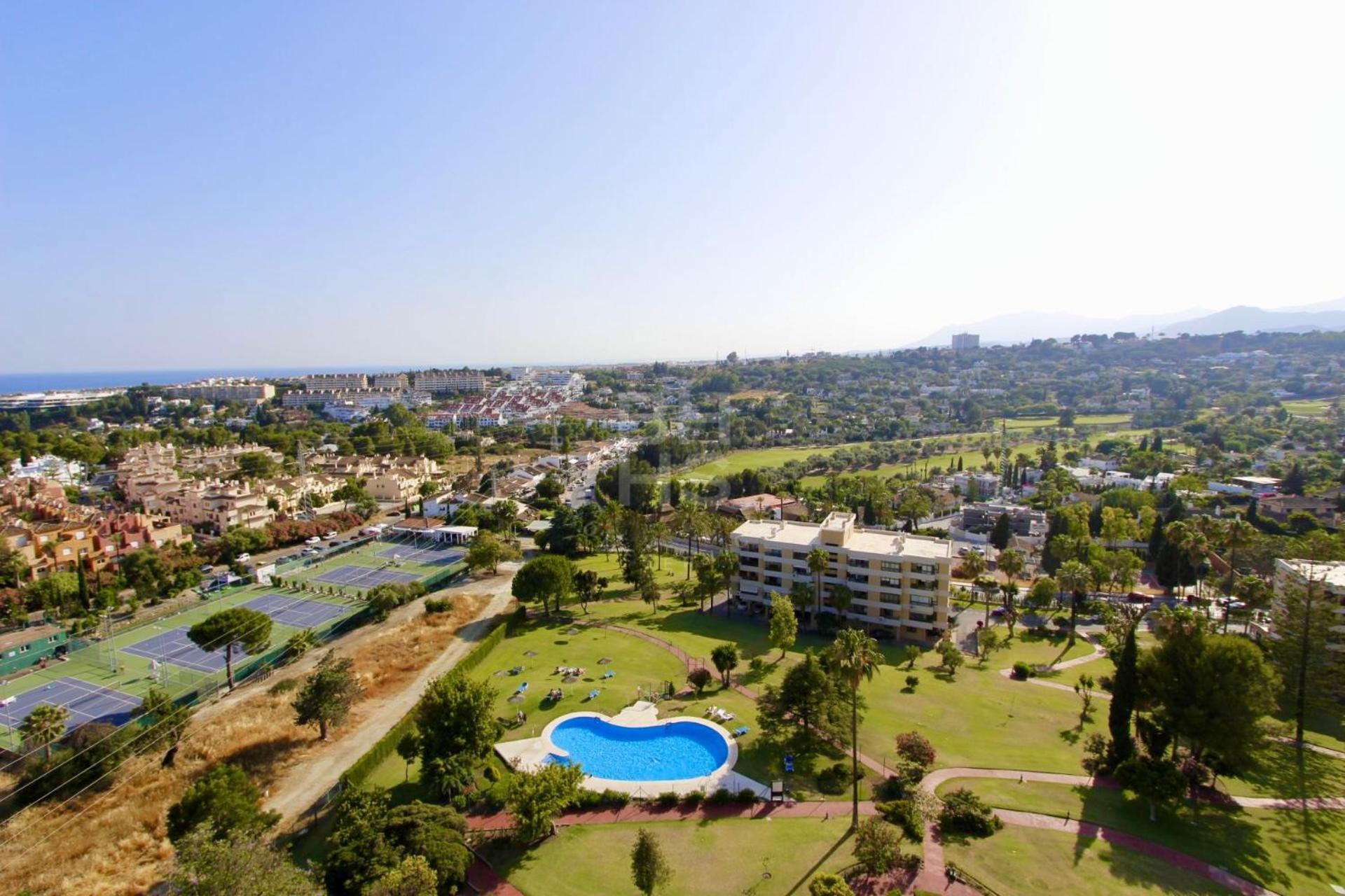 Torres De Aloha 2 Bdr Puerto Banus Apartamento Marbella Exterior foto